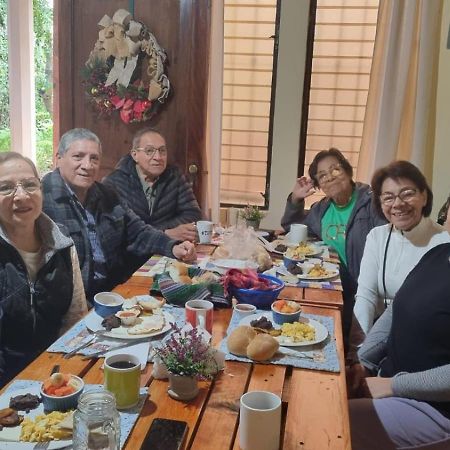 Azura Hotel Boutique Coban Bagian luar foto