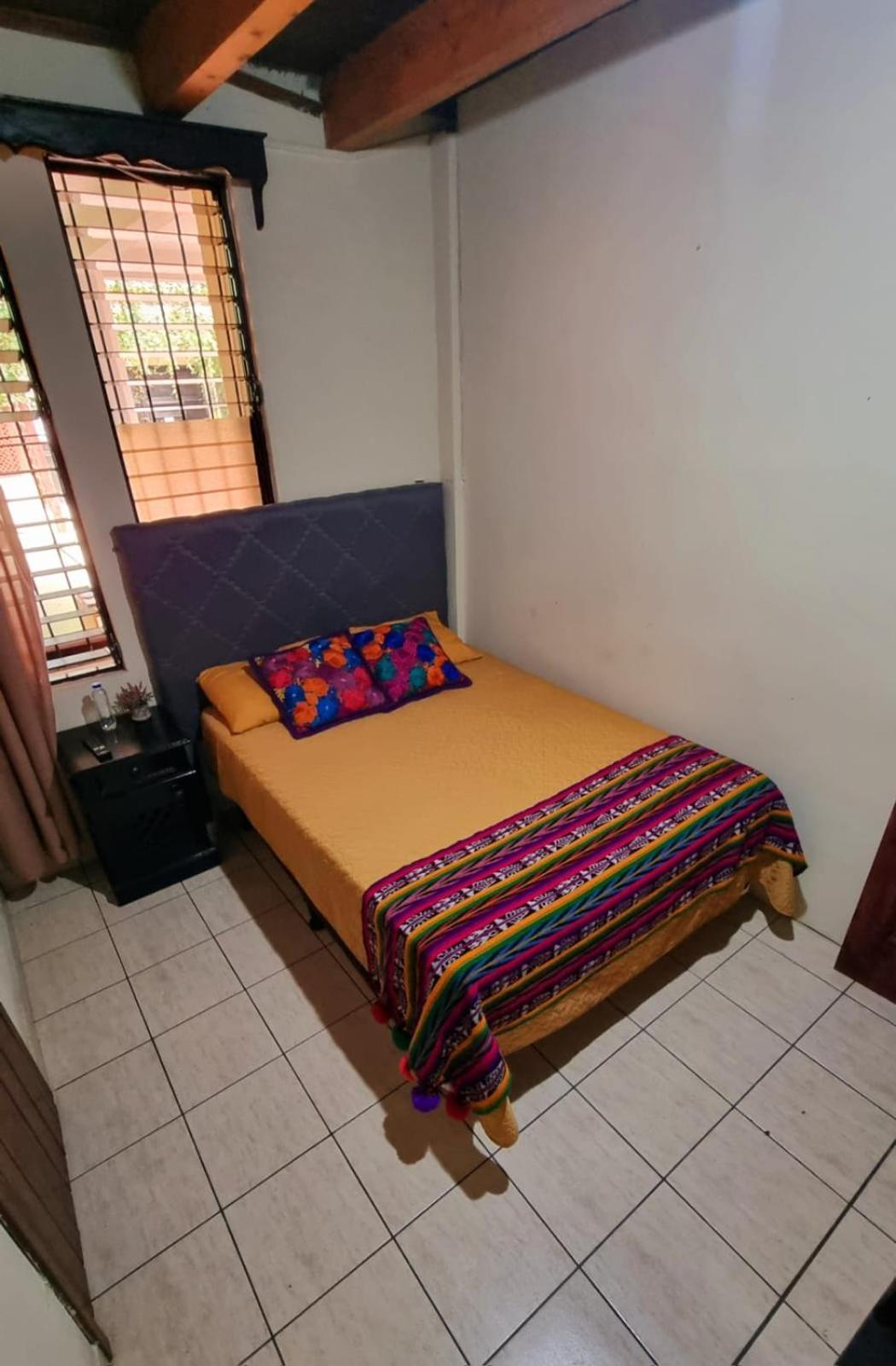 Azura Hotel Boutique Coban Bagian luar foto