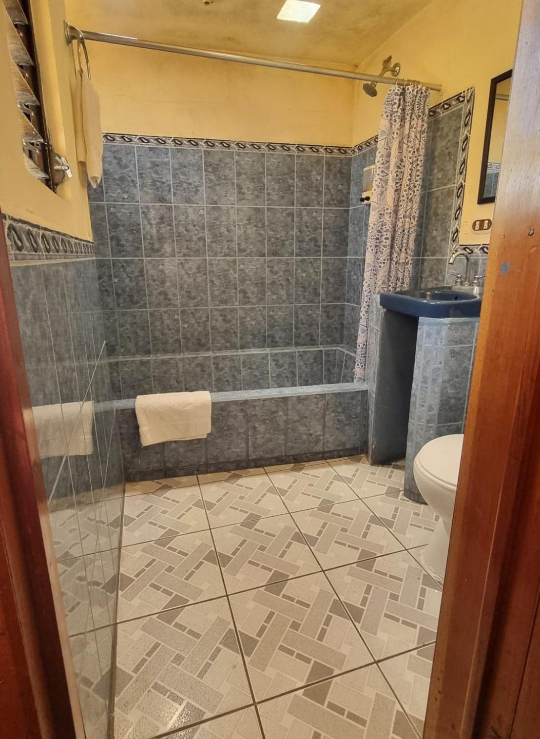 Azura Hotel Boutique Coban Bagian luar foto